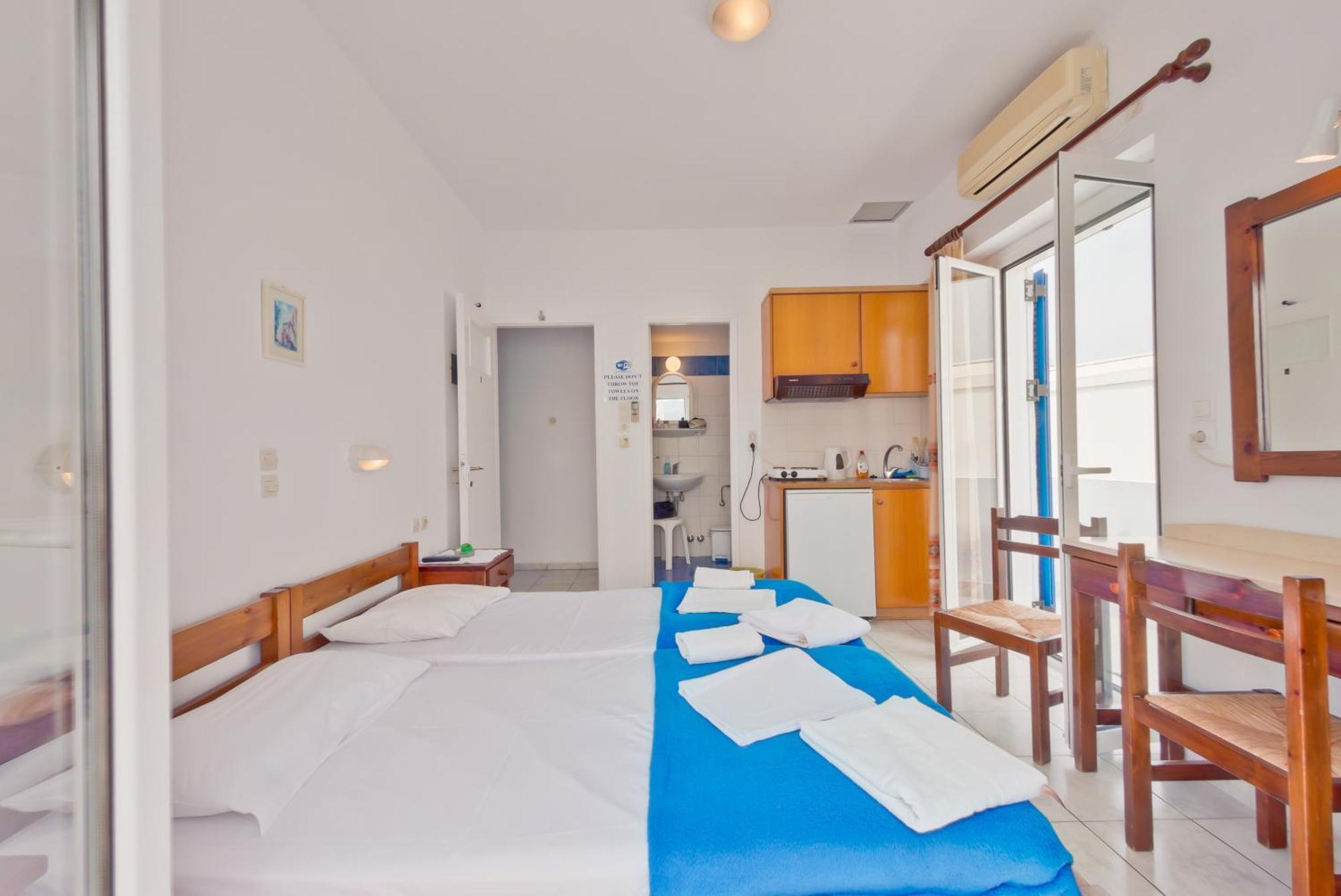 Paris Rooms Antiparos ภายนอก รูปภาพ